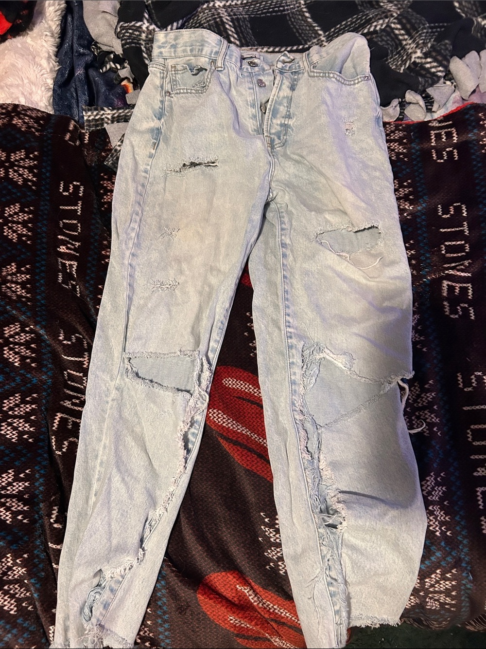 Forever 21 Light Blue Distressed Boyfriend Jeans